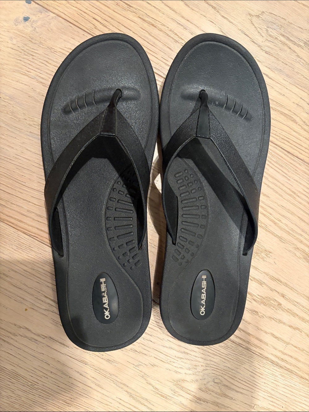 Okabashi Men’s Black Slip-On Flip Flops